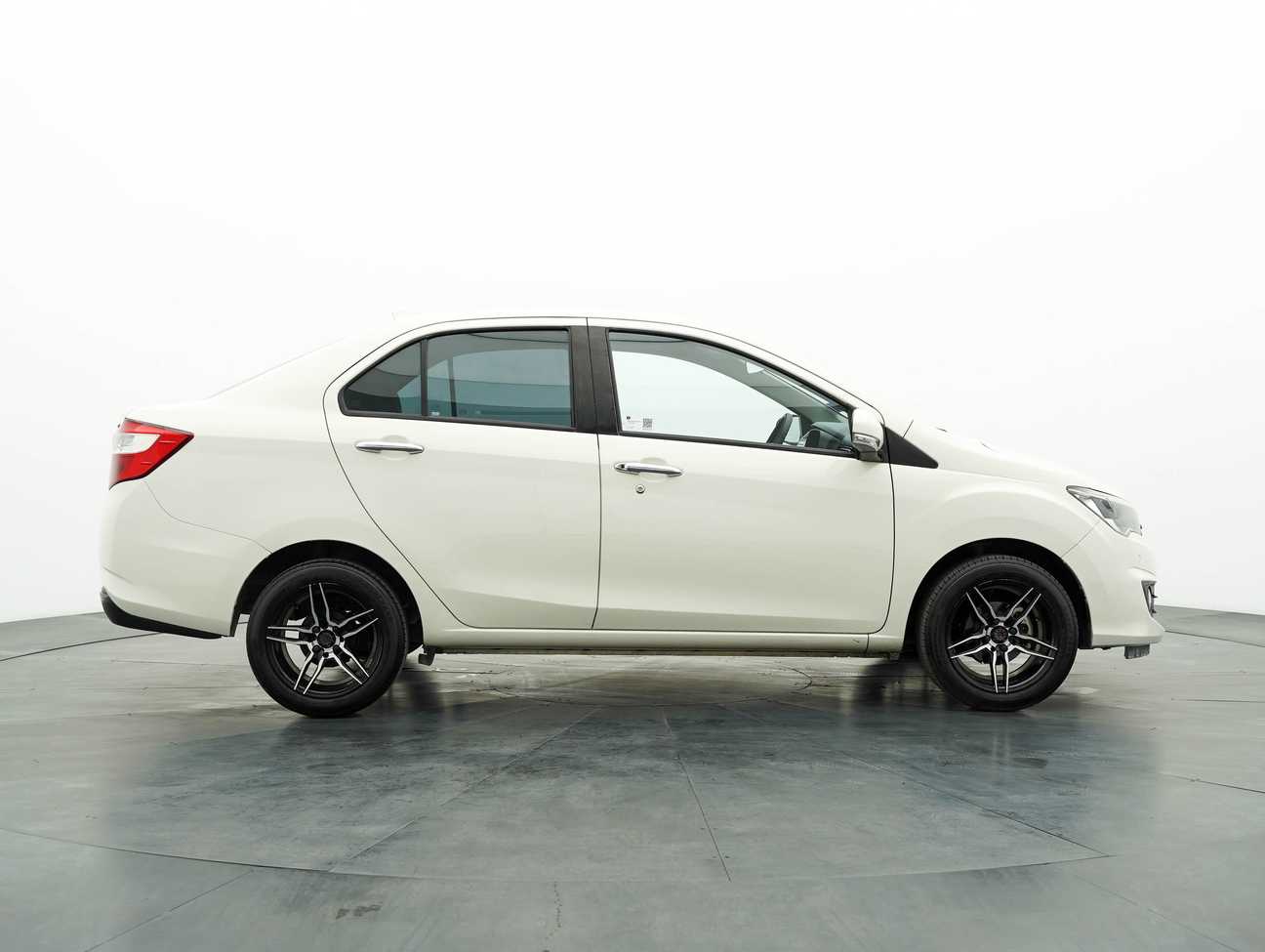 used 2019 Perodua BEZZA X 1.3