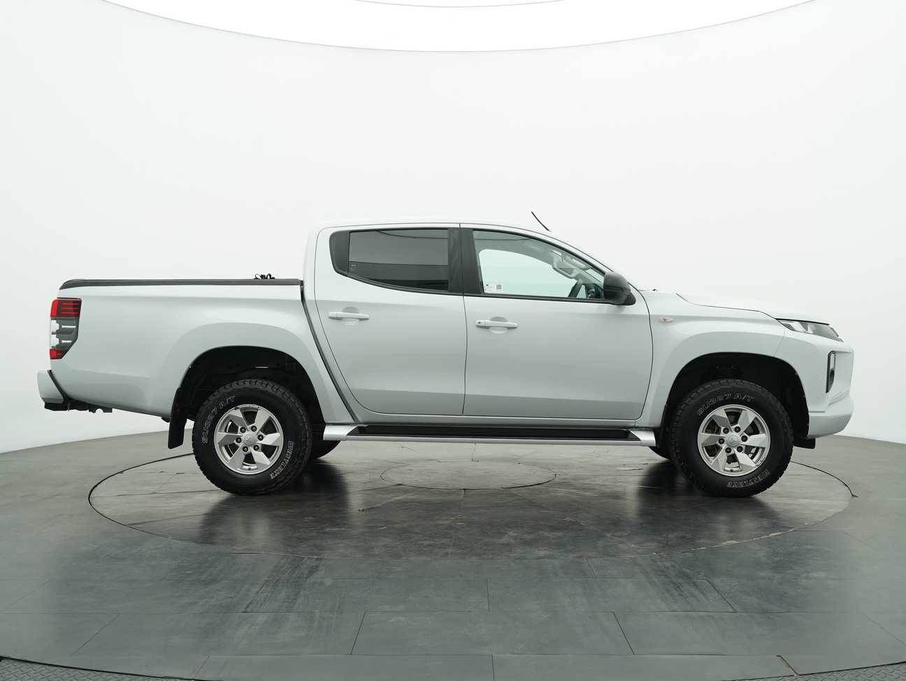 used 2021 Mitsubishi Triton VGT Dual Cab 4X4 2.4