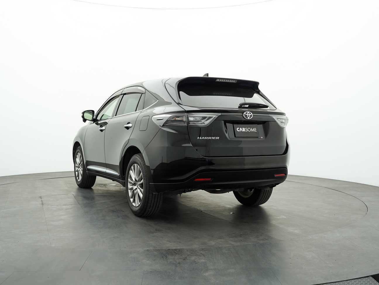 used 2015 Toyota Harrier Premium Advanced 2.0