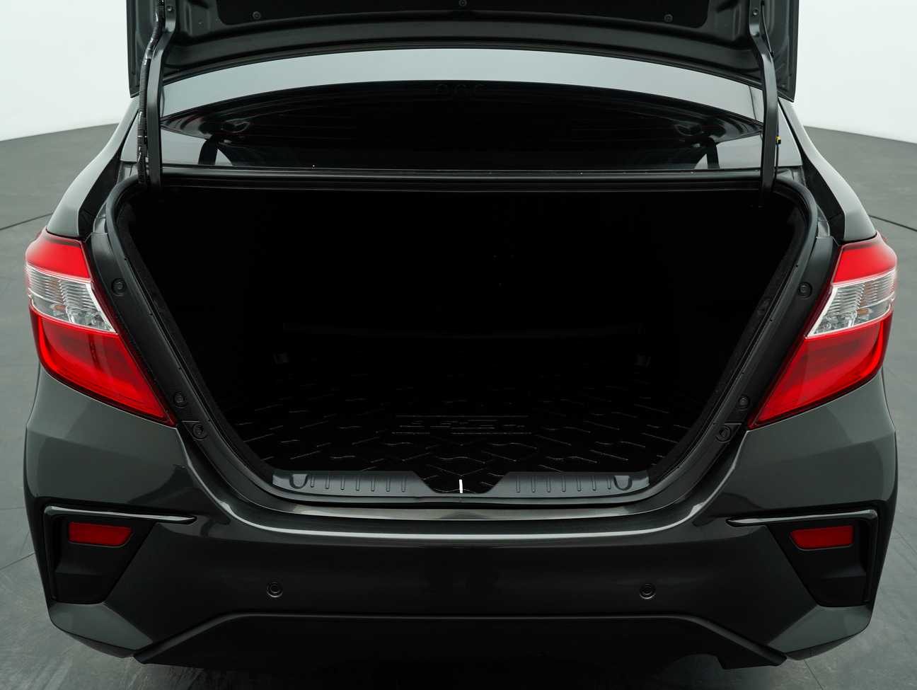 terpakai 2024 Perodua Bezza Advance 1.3