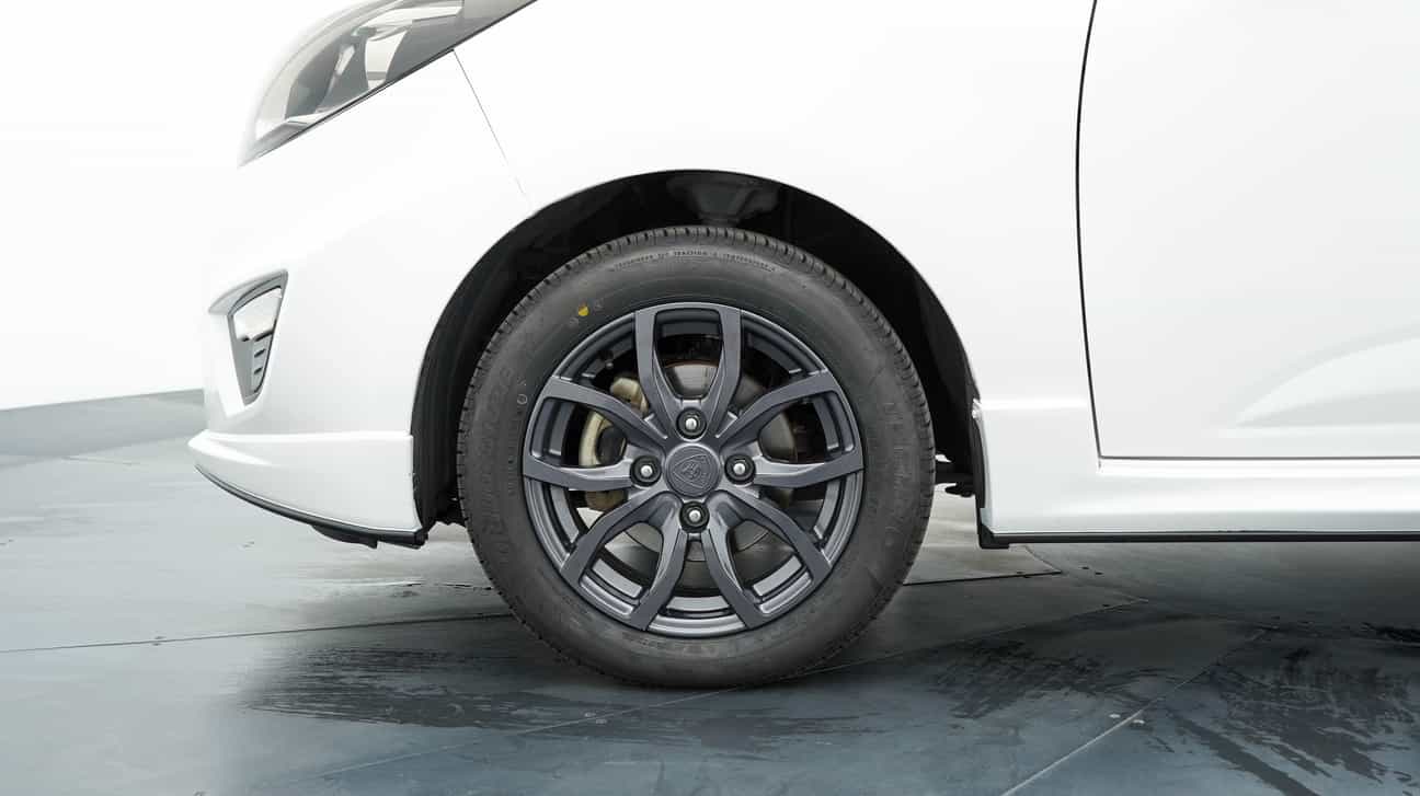 used 2014 Proton IRIZ PREMIUM 1.6