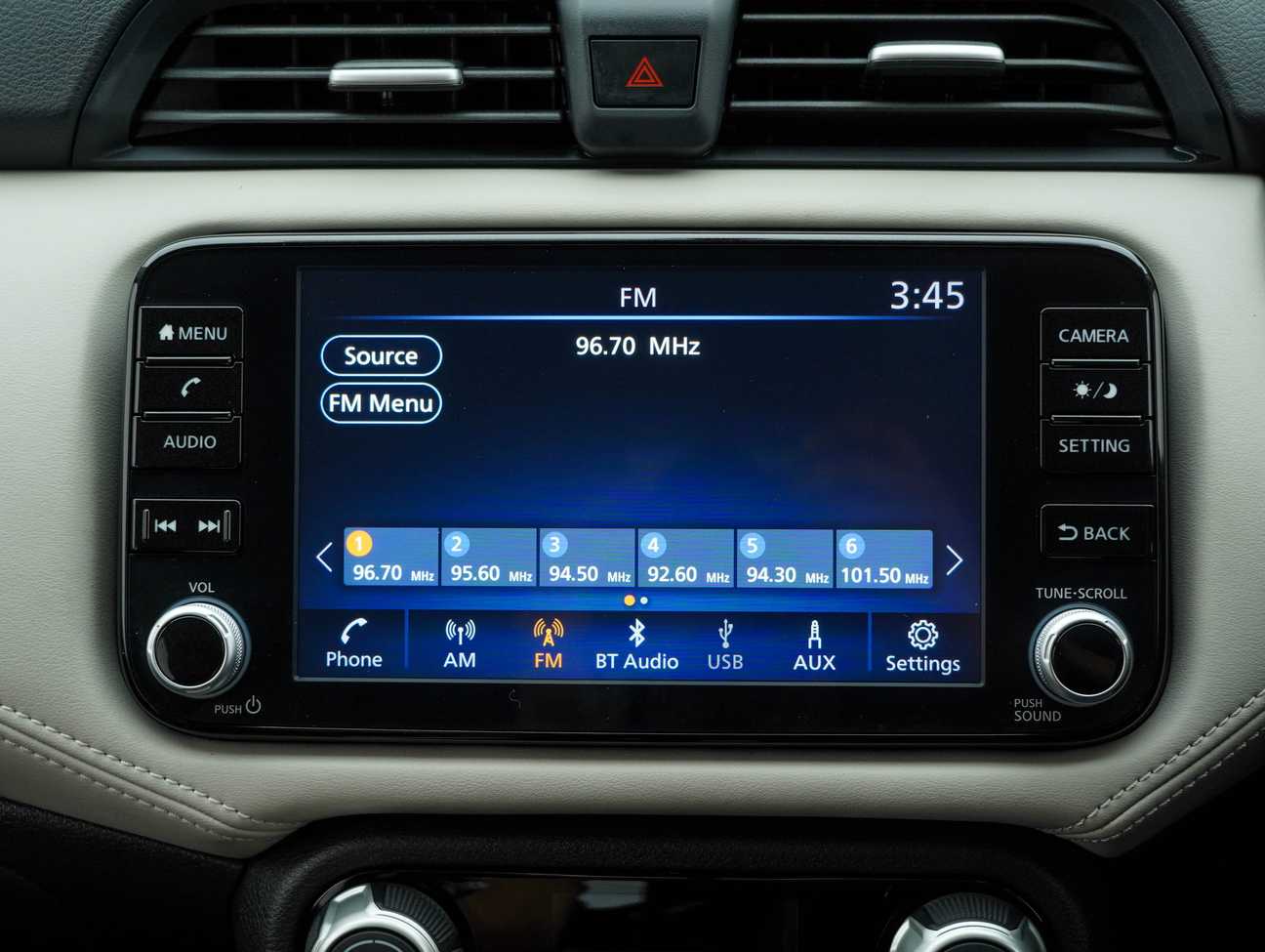terpakai 2021 Nissan Almera VLT 1.0