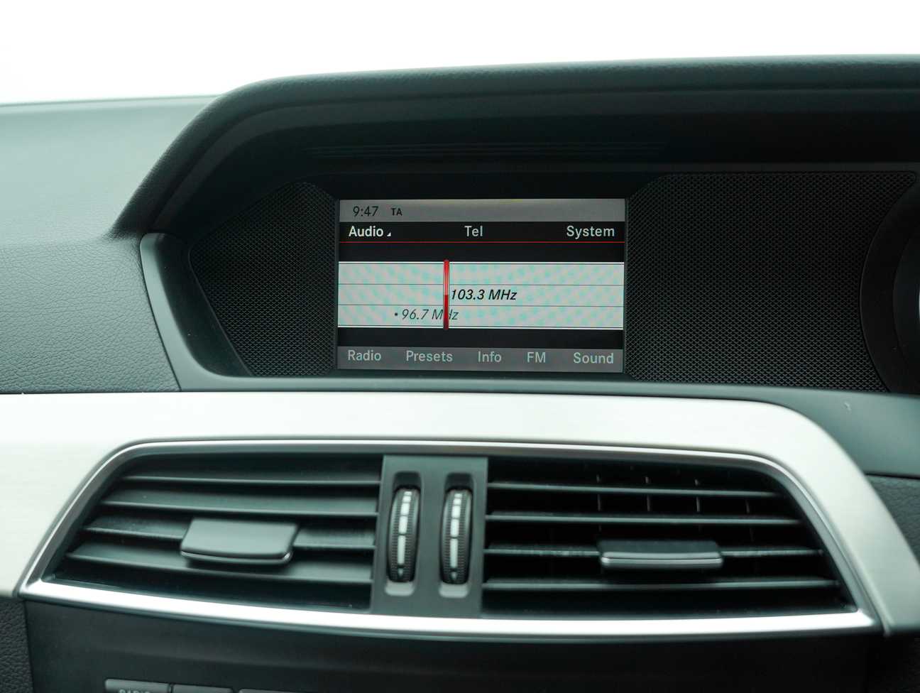 terpakai 2013 Mercedes-Benz C 200 CGI 1.8