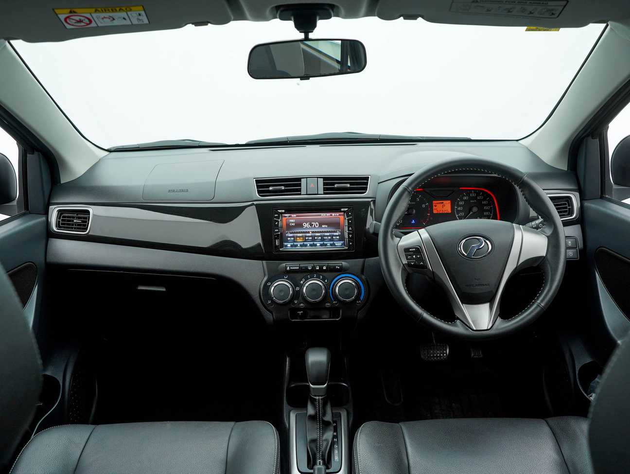 terpakai 2018 Perodua Bezza Advance 1.3