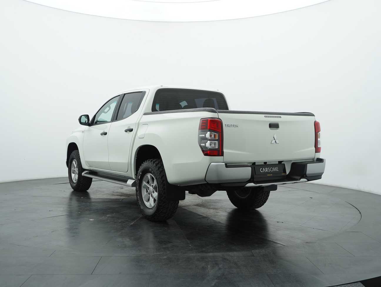 used 2022 Mitsubishi Triton VGT Dual Cab 2.4