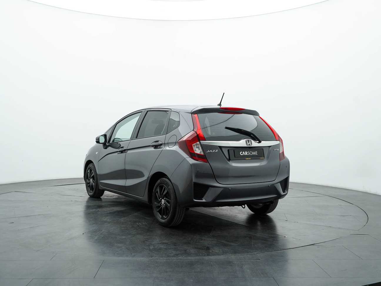 used 2014 Honda Jazz E 1.5