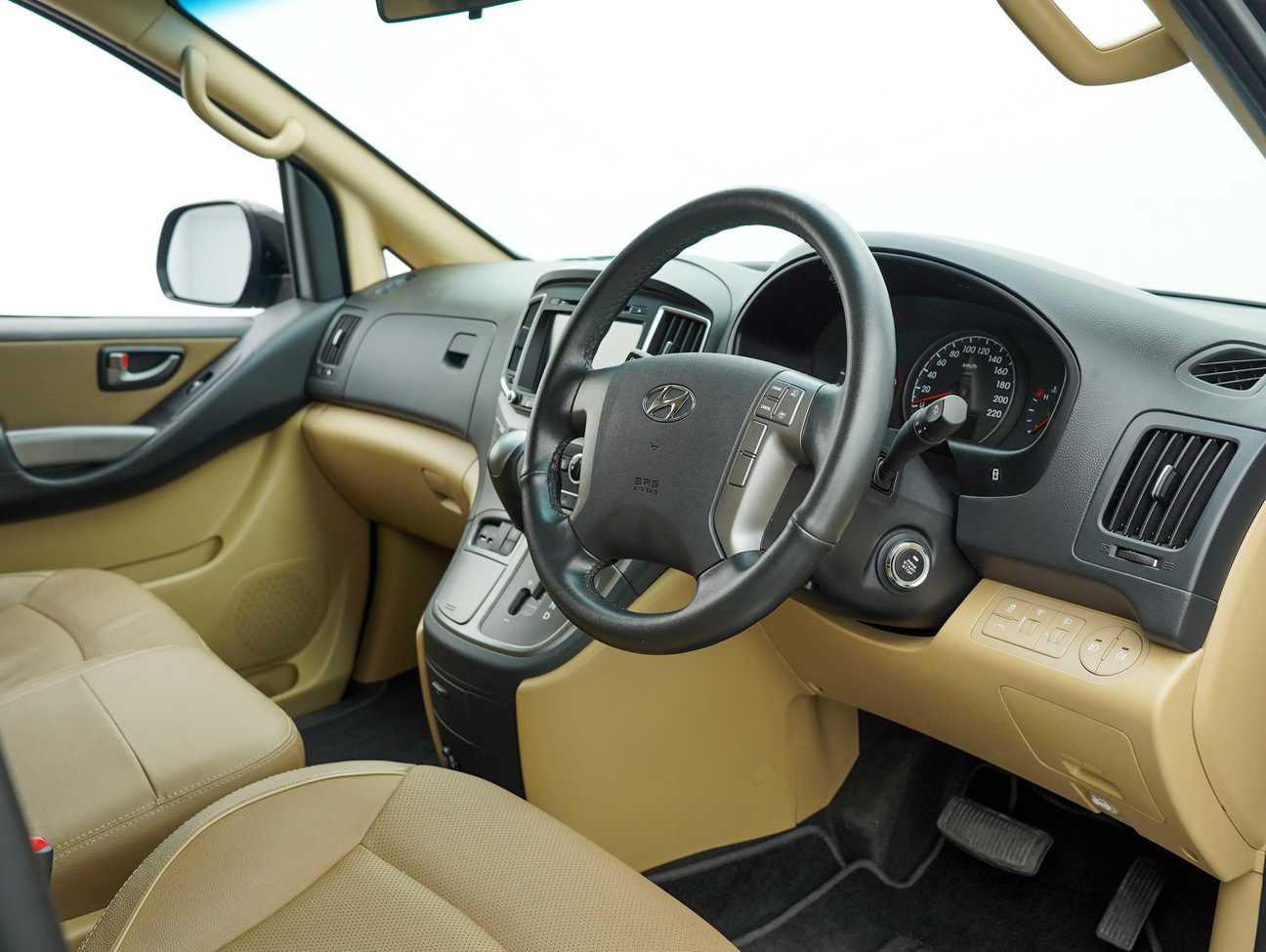 used 2020 Hyundai Grand Starex Executive 2.5