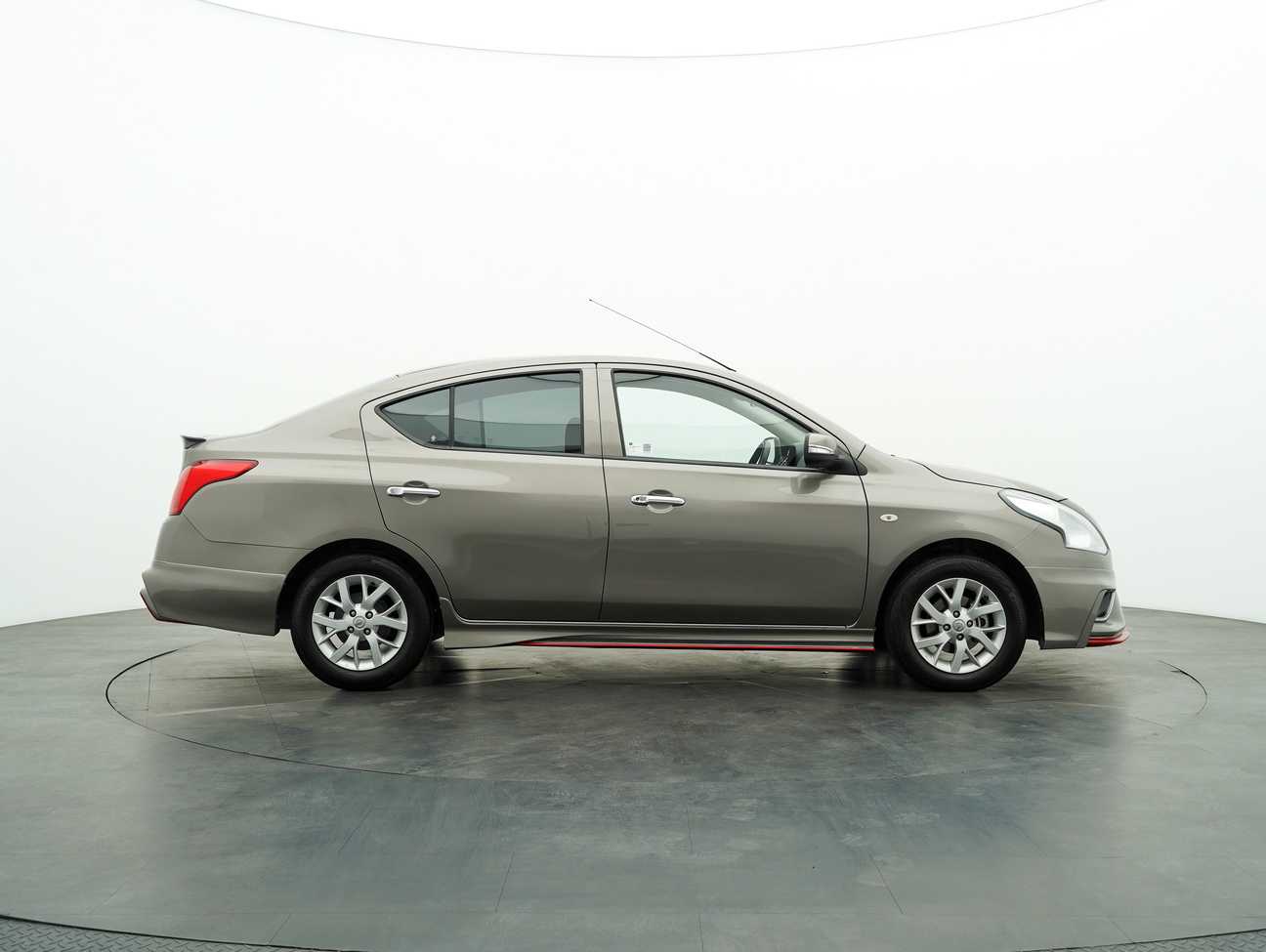 used 2016 Nissan Almera E 1.5