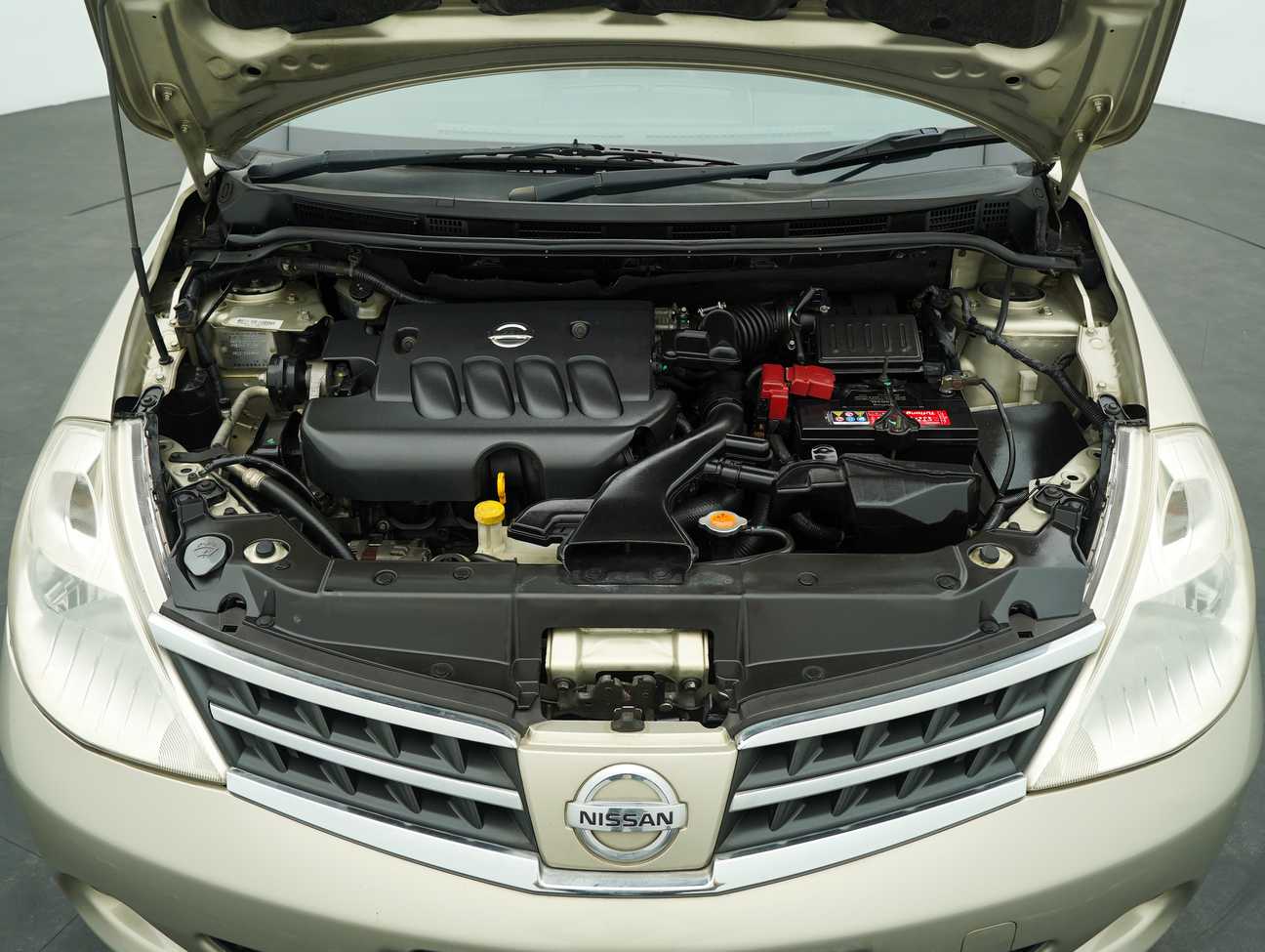 used 2014 Nissan Latio Comfort 1.8