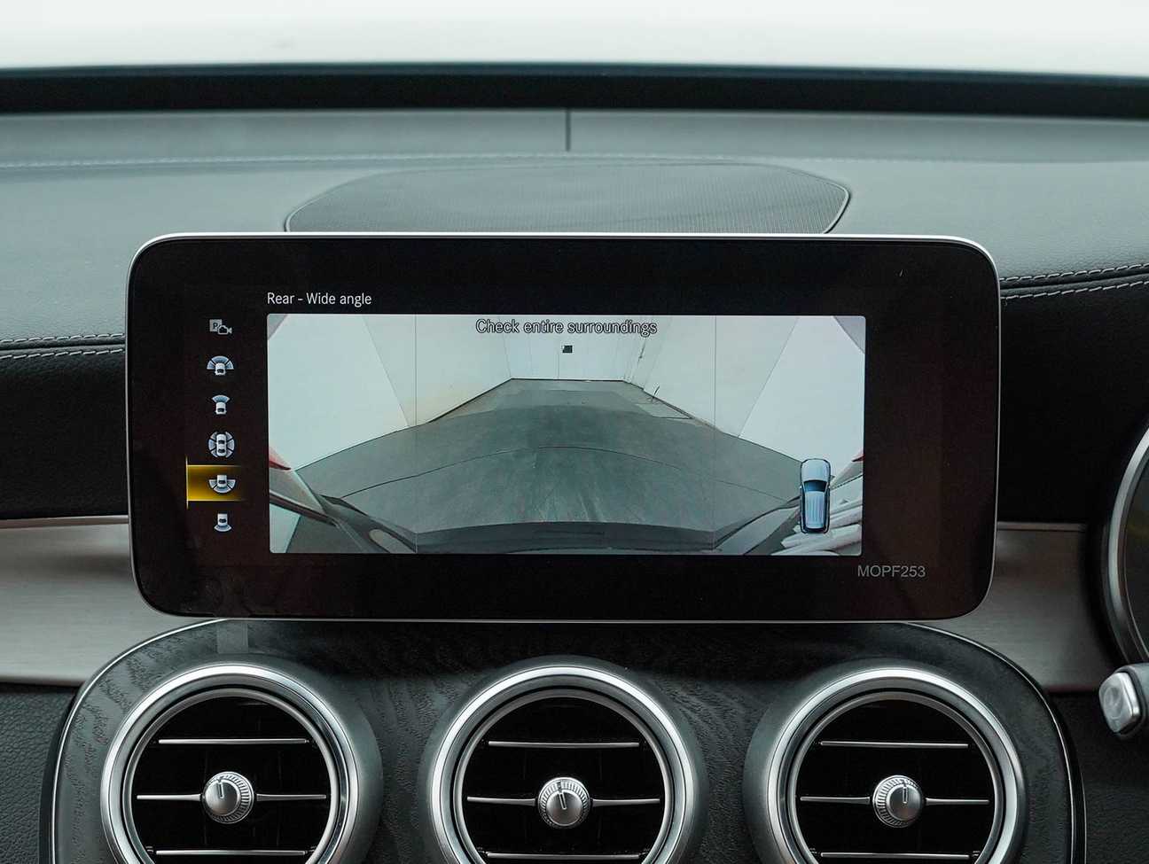 used 2020 Mercedes-Benz GLC300 4MATIC AMG Line 2.0