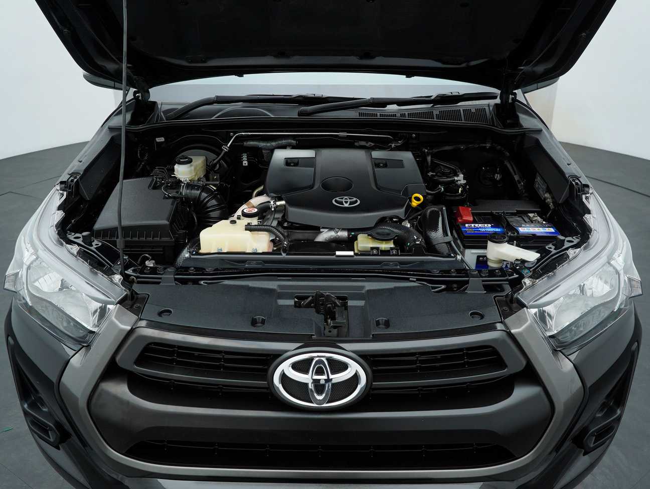 used 2022 Toyota Hilux E Dual Cab 2.4