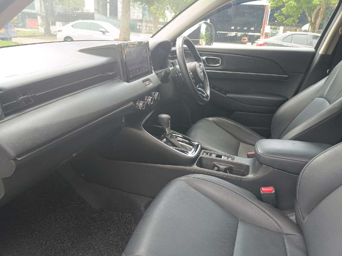 used 2022 Honda HR-V V 1.5