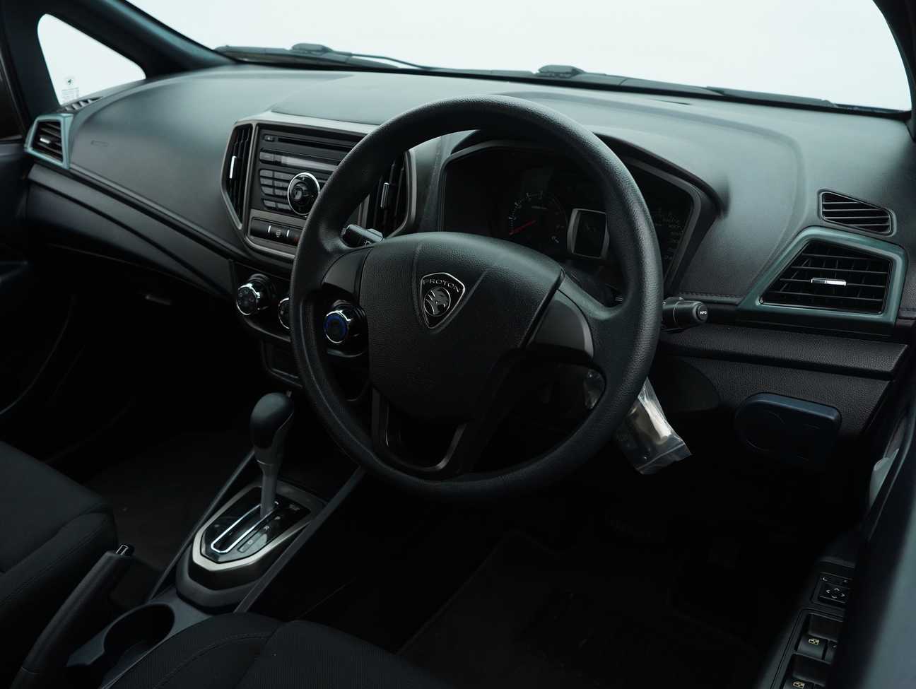 terpakai 2015 Proton Iriz Executive 1.3