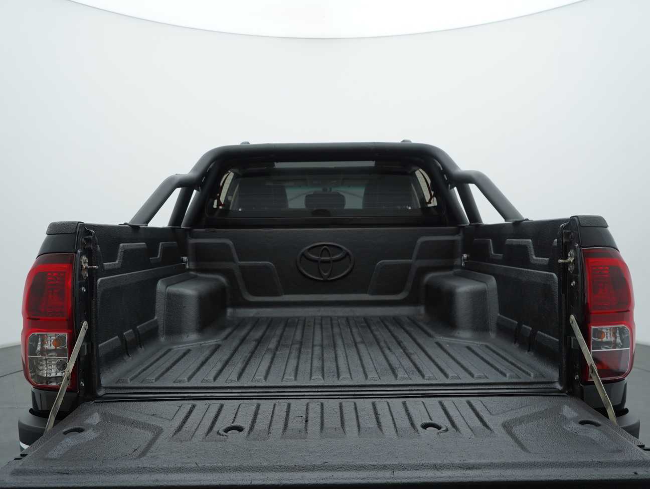 used 2017 Toyota Hilux G Dual Cab 2.8