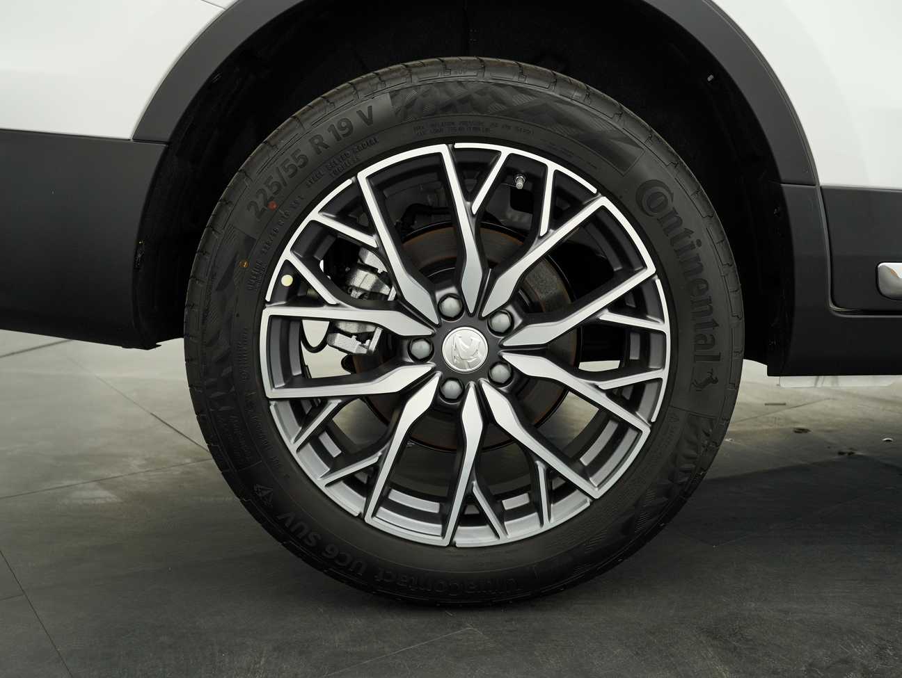 used 2023 Proton X70 Premium 1.8