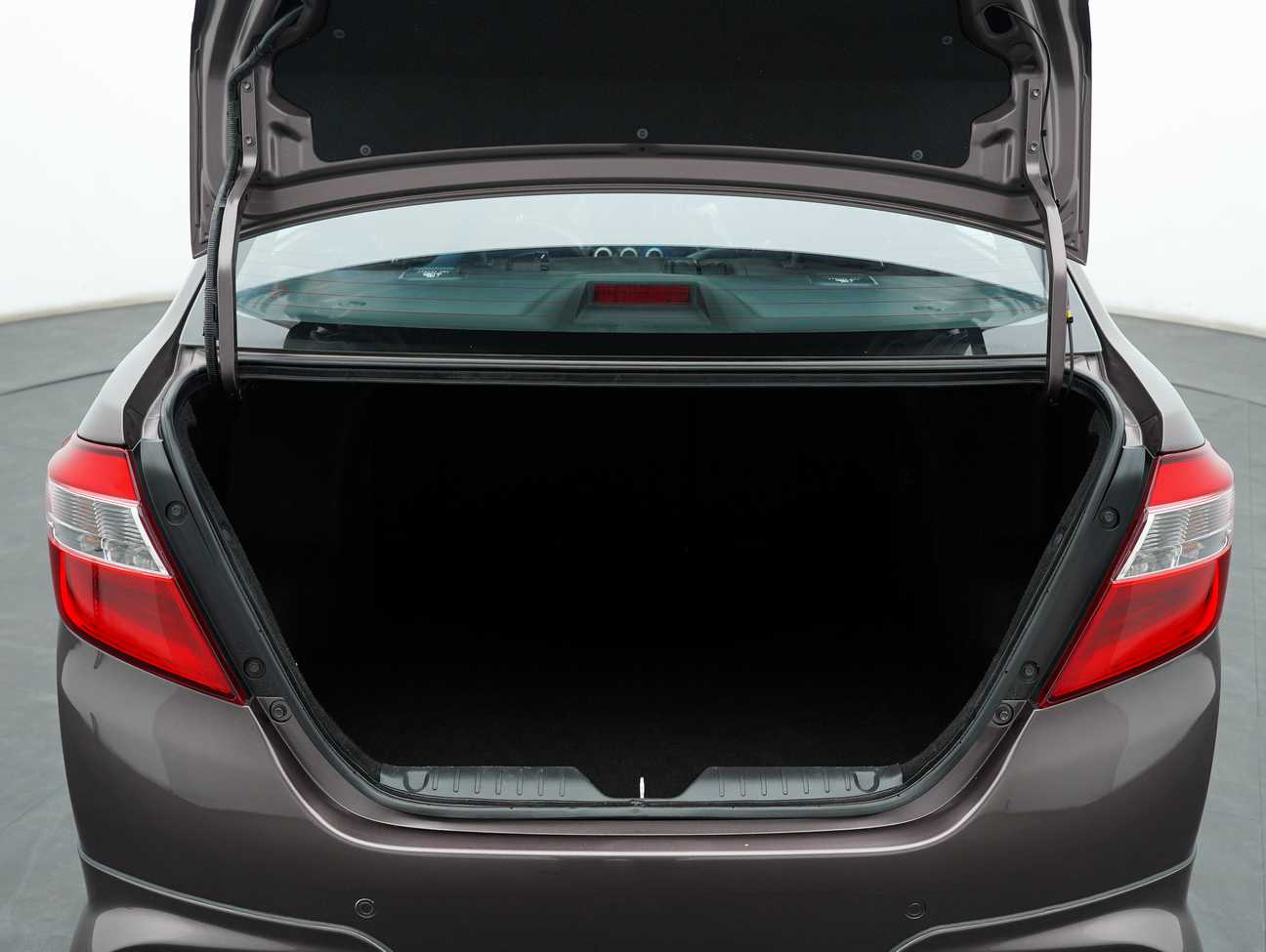 terpakai 2016 Perodua Bezza Advance 1.3