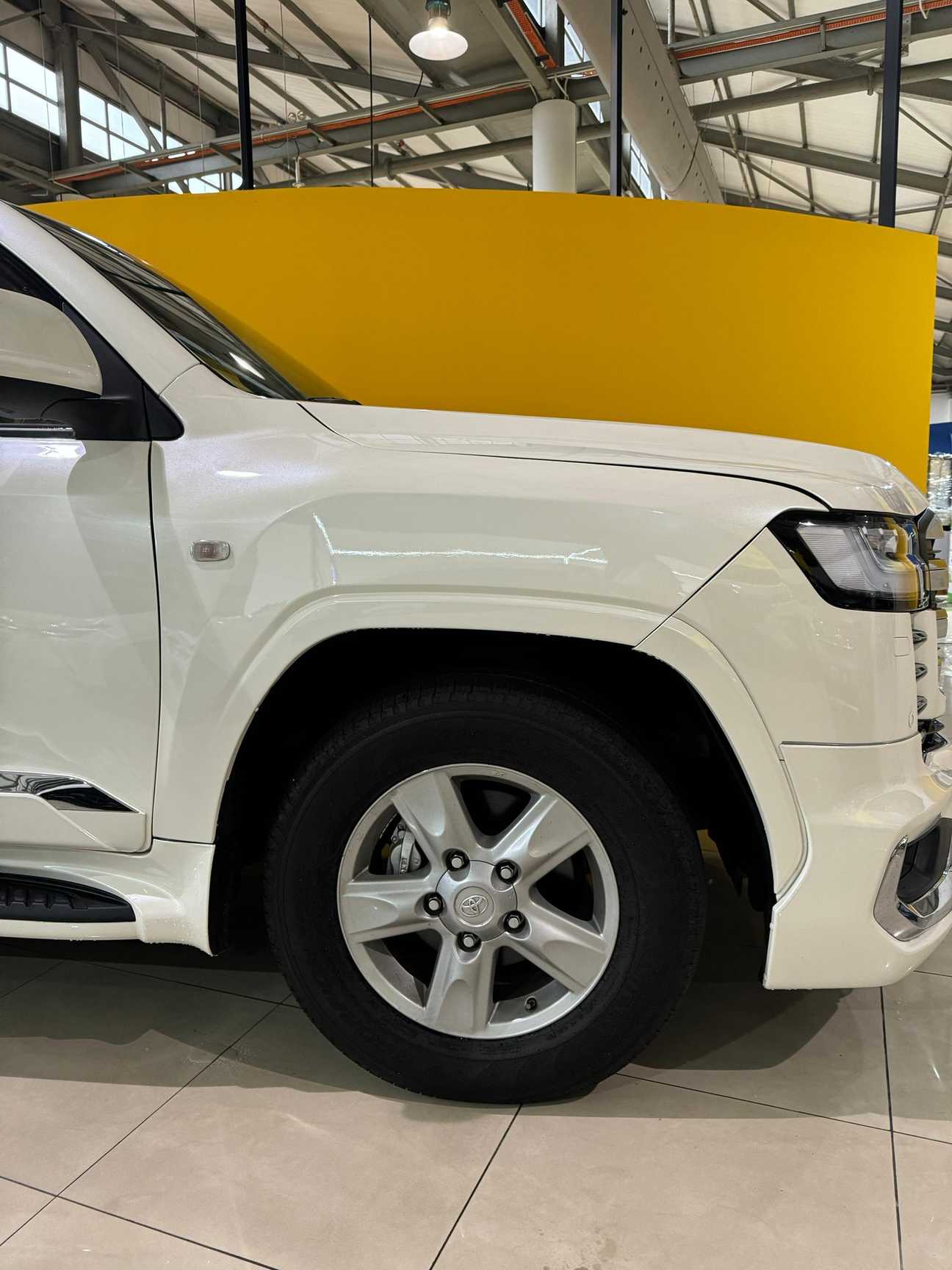 used 2009 Toyota Land Cruiser UZJ200 AX 4.7