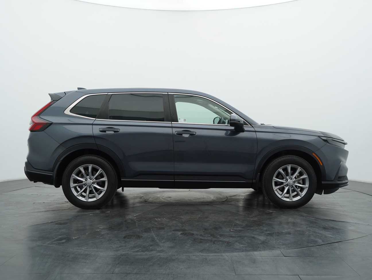 used 2024 Honda CR-V V 1.5