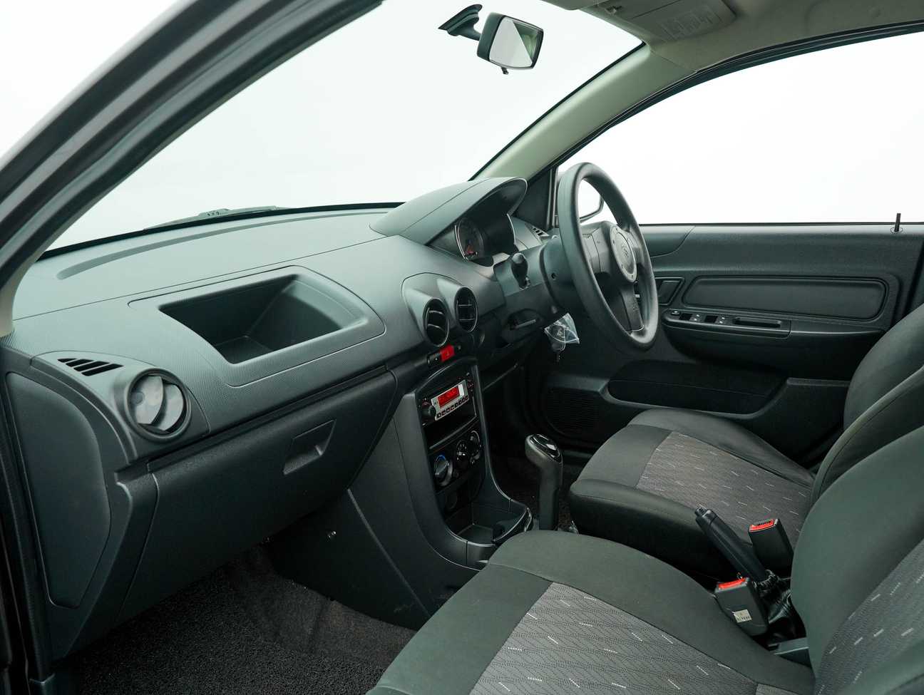 used 2013 Proton Saga FLX Standard 1.3