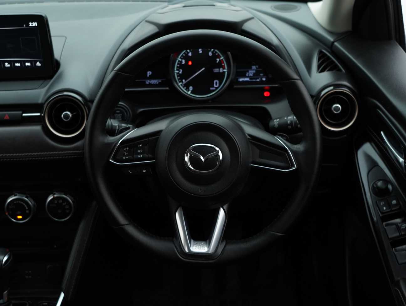 terpakai 2018 Mazda 2 SKYACTIV-G (LED Headlight with DRL) 1.5
