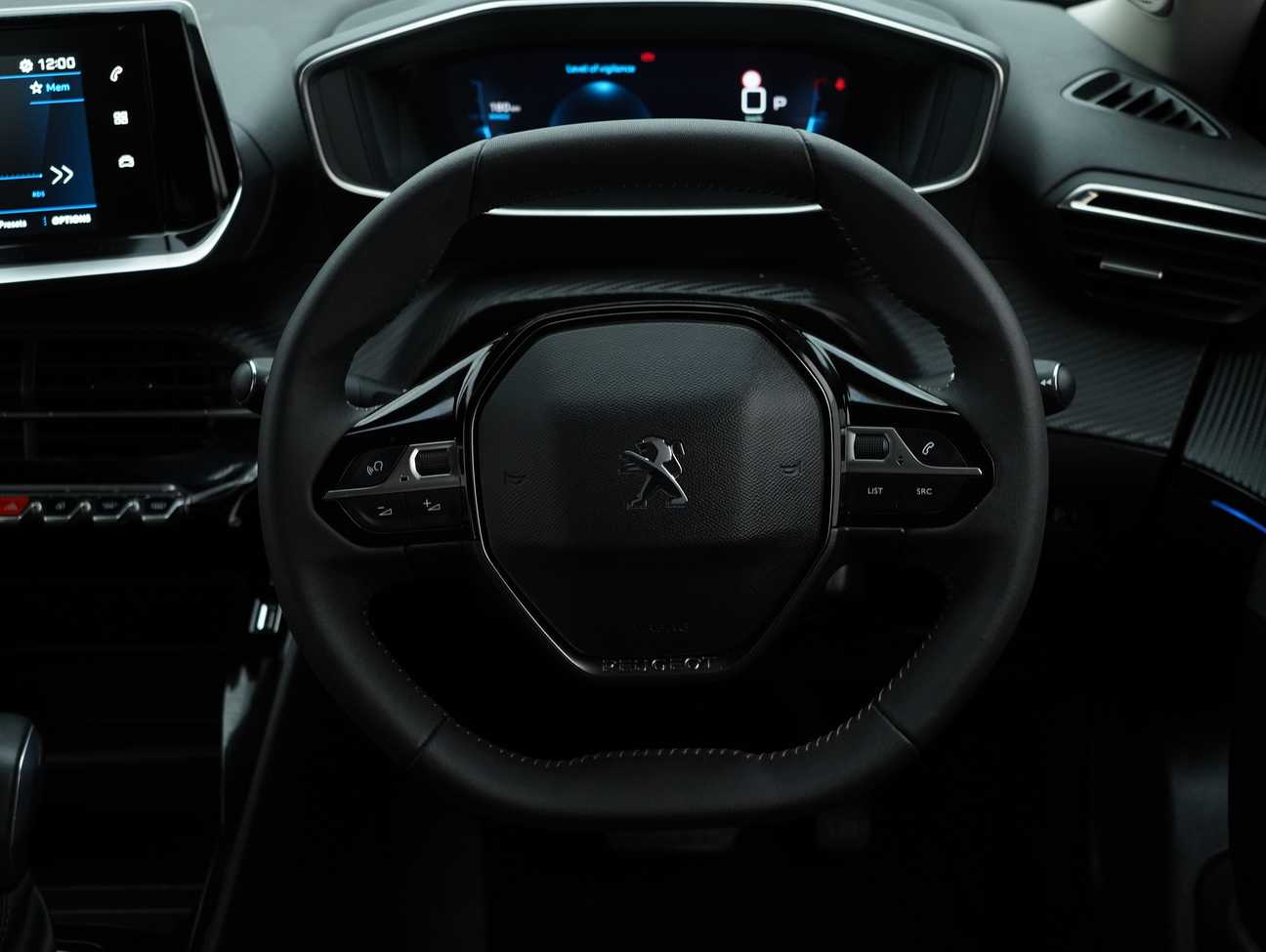 used 2022 Peugeot 2008 Allure 1.2