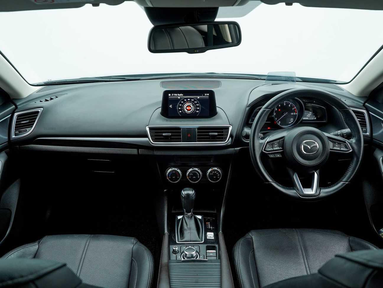 terpakai 2018 Mazda 3 SKYACTIV-G 2.0