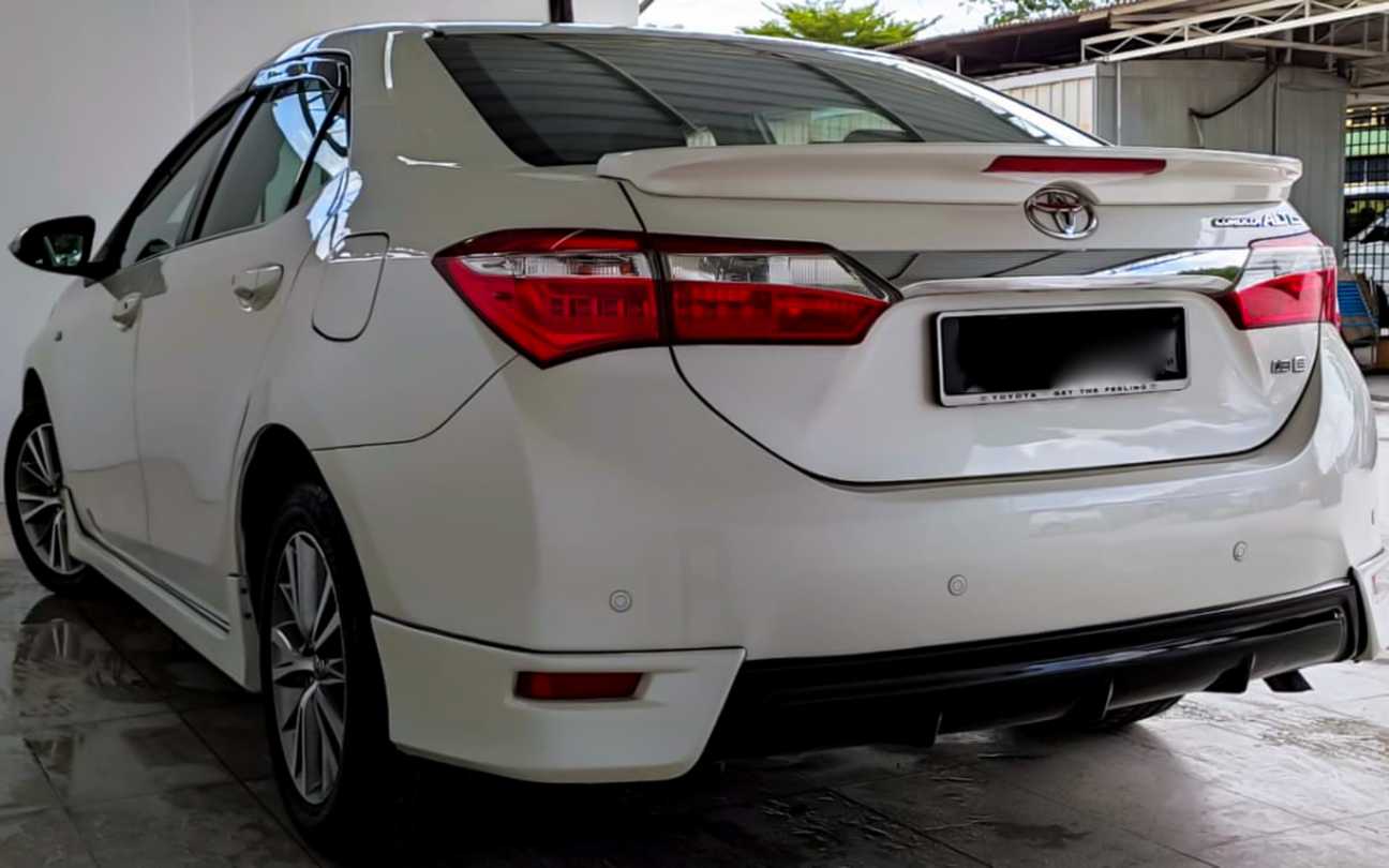 used 2014 Toyota COROLLA ALTIS E 1.8