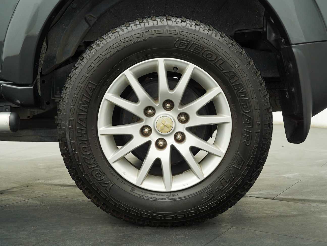 terpakai 2009 Mitsubishi Pajero Sport GS 2.5