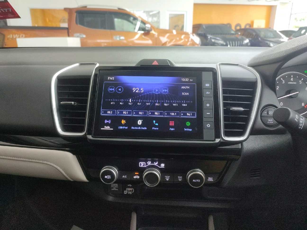 used 2023 Honda City V 1.5