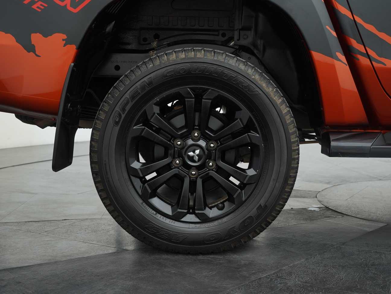 terpakai 2021 Mitsubishi Triton VGT Athlete Dual Cab 4X4 2.4