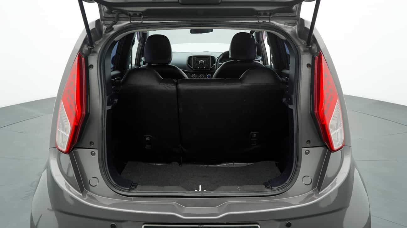 used 2014 Proton IRIZ STANDARD 1.3