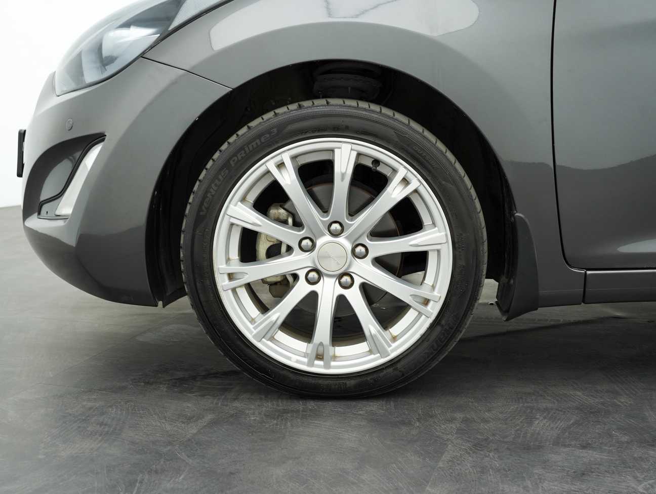 used 2015 Hyundai ELANTRA  1.8