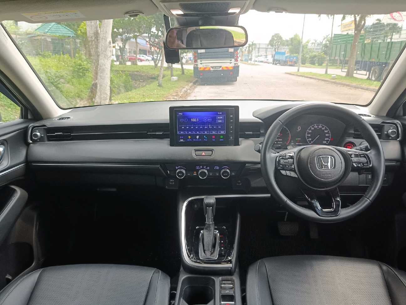 used 2022 Honda HR-V V 1.5