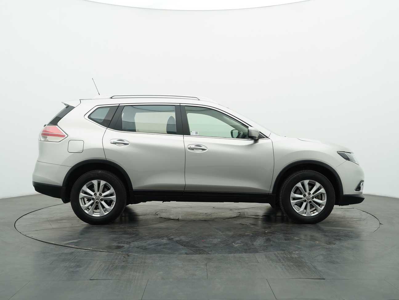 used 2015 Nissan X-Trail  2.0