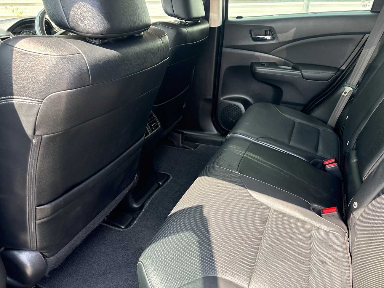 used 2017 Honda CR-V  2.0