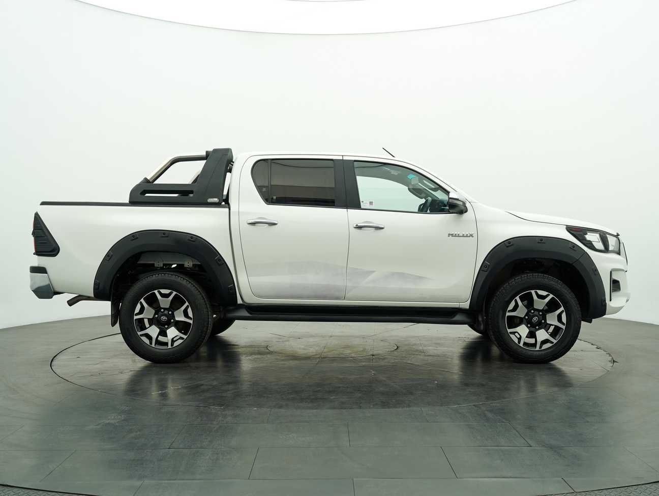 used 2020 Toyota Hilux L-Edition Dual Cab 2.4