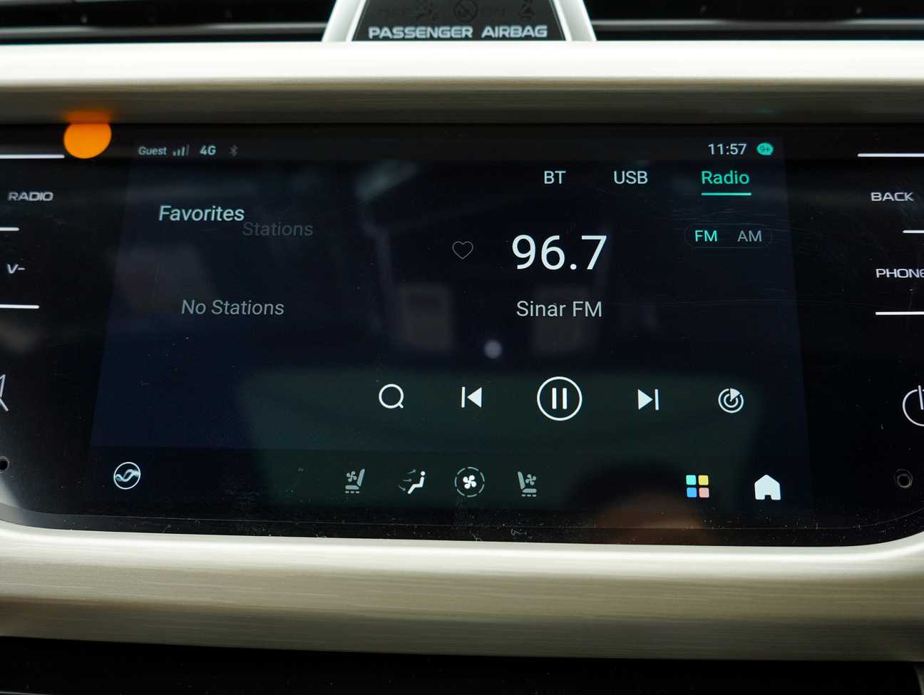 used 2023 Proton X70 Premium 1.8