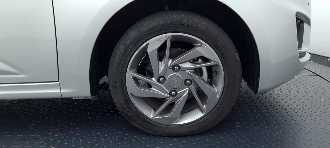 used 2016 Proton PERSONA STANDARD 1.6