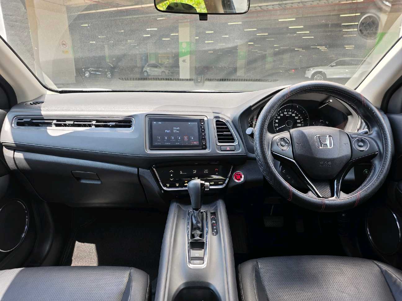 terpakai 2021 Honda HR-V V 1.8