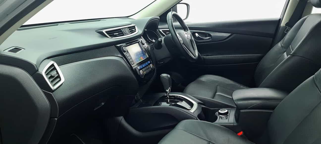 used 2016 Nissan X-TRAIL CVT 2.5