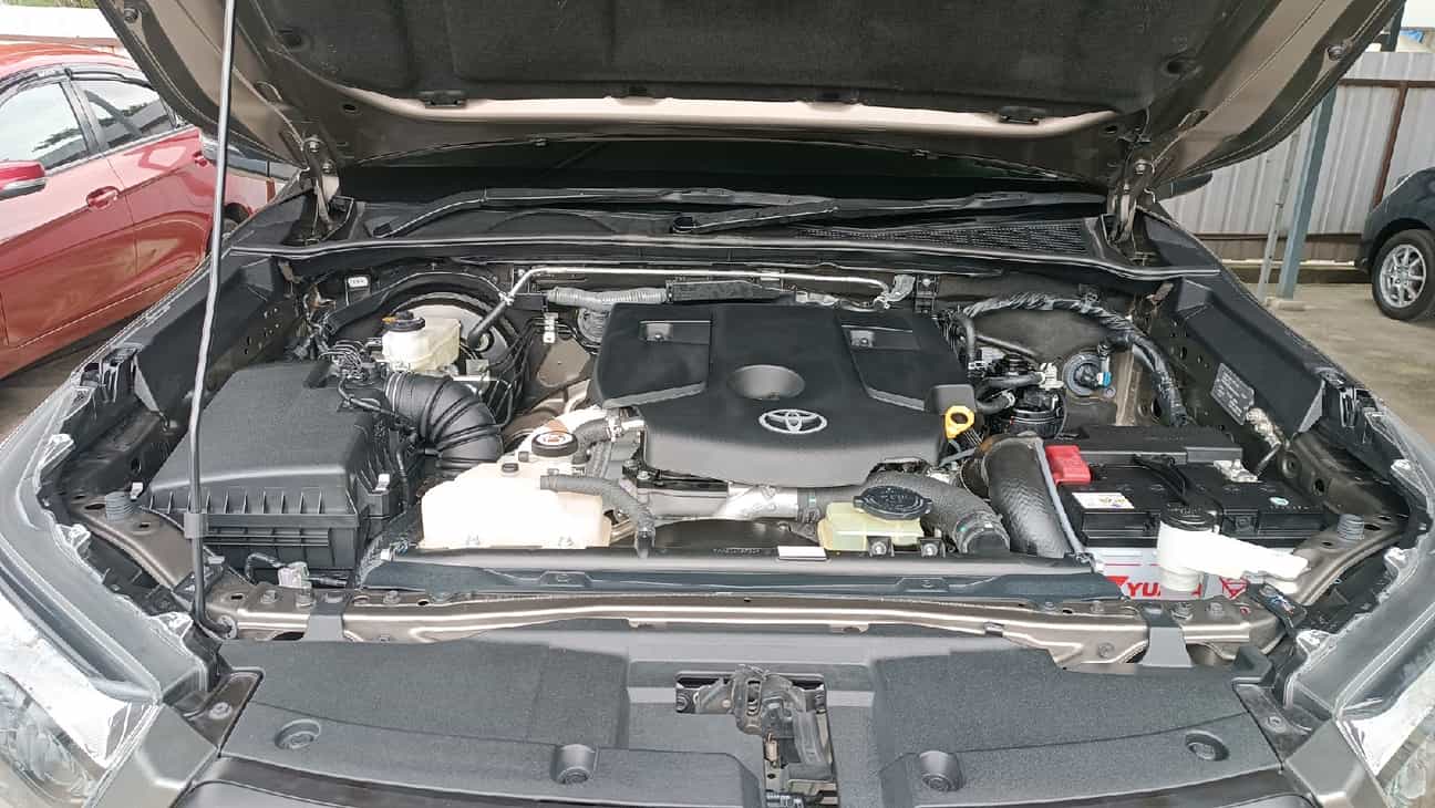 terpakai 2023 Toyota Hilux E Dual Cab 2.4