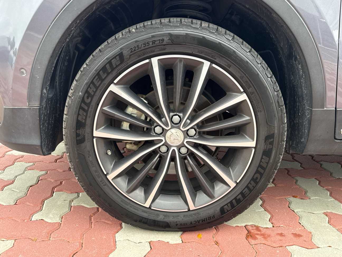 used 2020 Proton X70 Premium 1.8