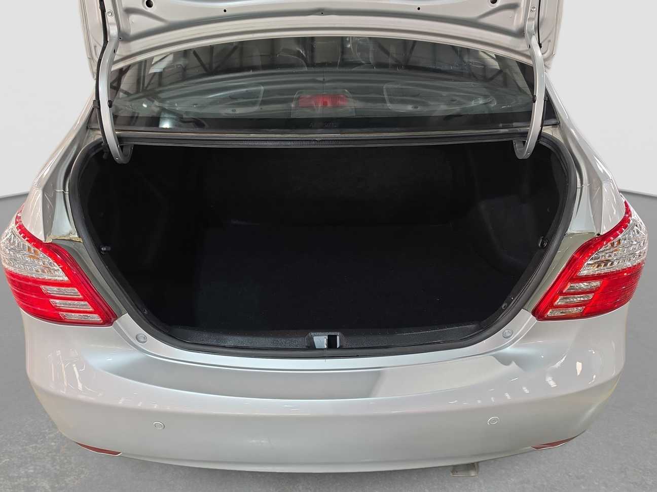 terpakai 2010 Toyota Vios J 1.5