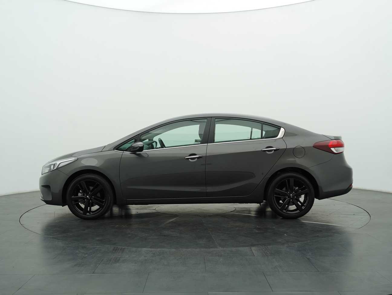 terpakai 2022 Kia Cerato YD 1.6