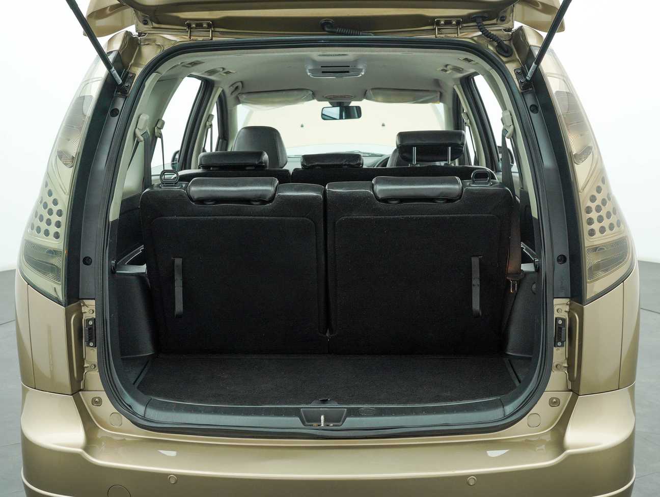 terpakai 2013 Proton Exora Bold CFE Premium 1.6