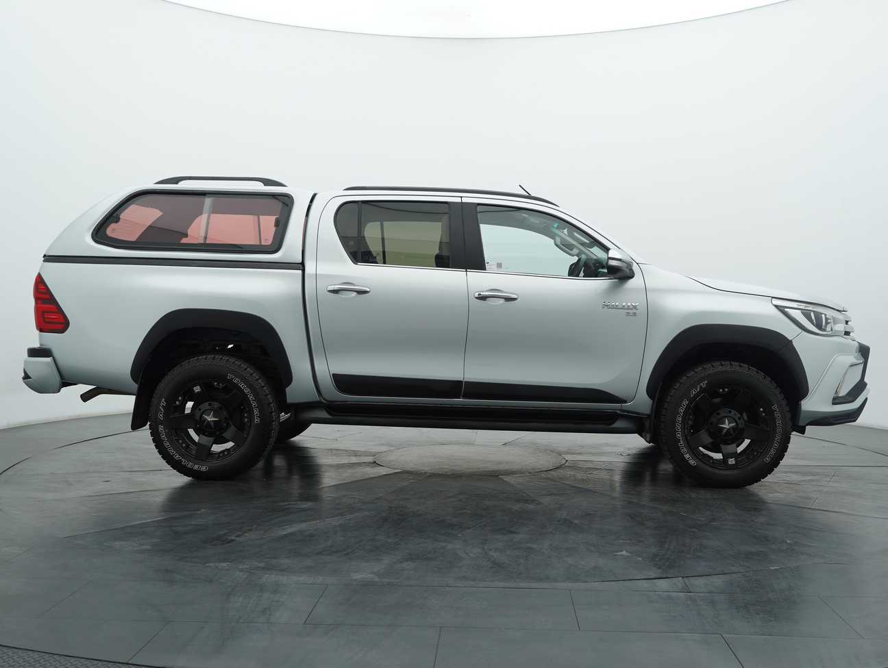 used 2017 Toyota Hilux G Dual Cab 2.8