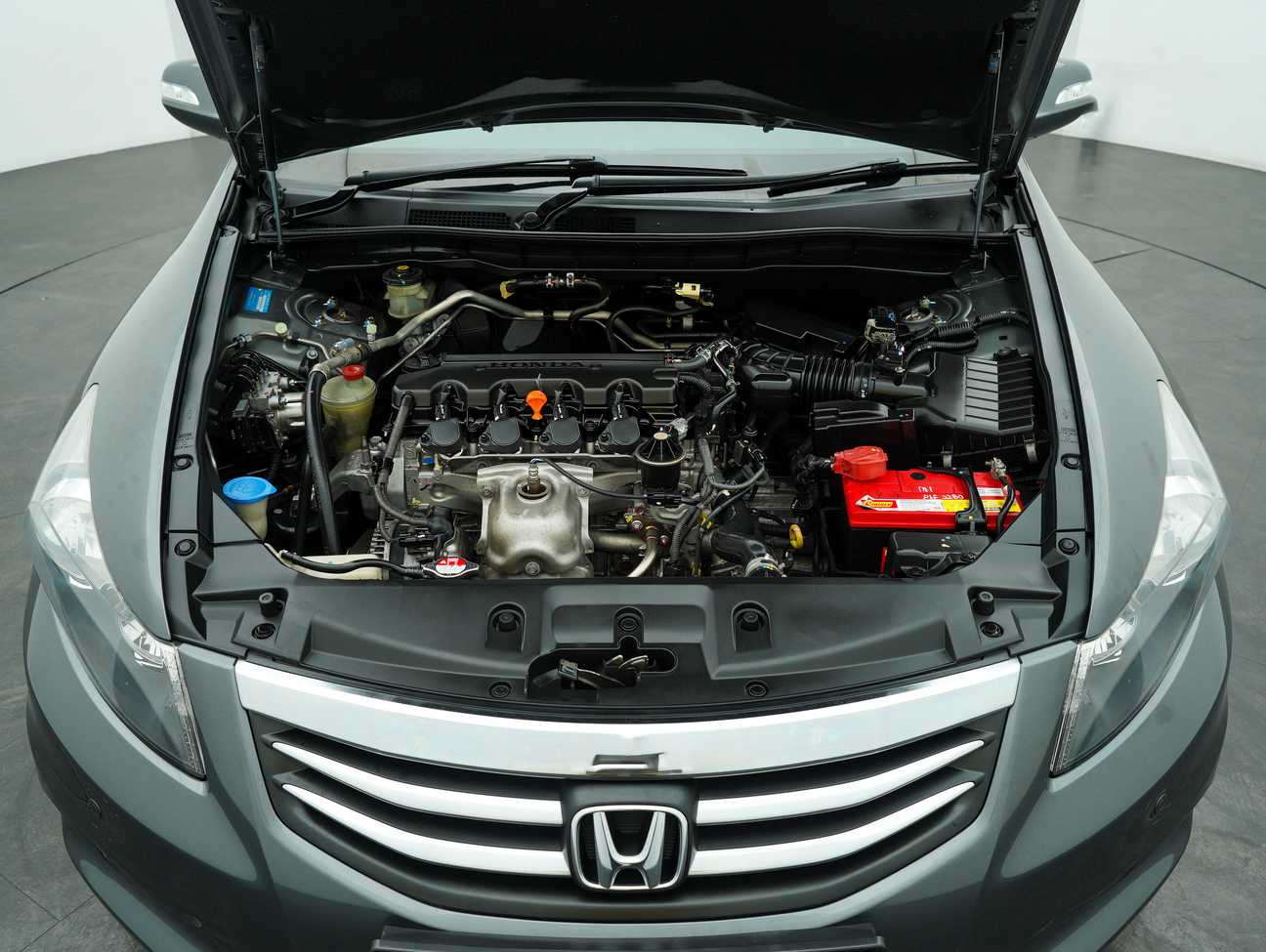 terpakai 2013 Honda Accord VTi-L 2.0