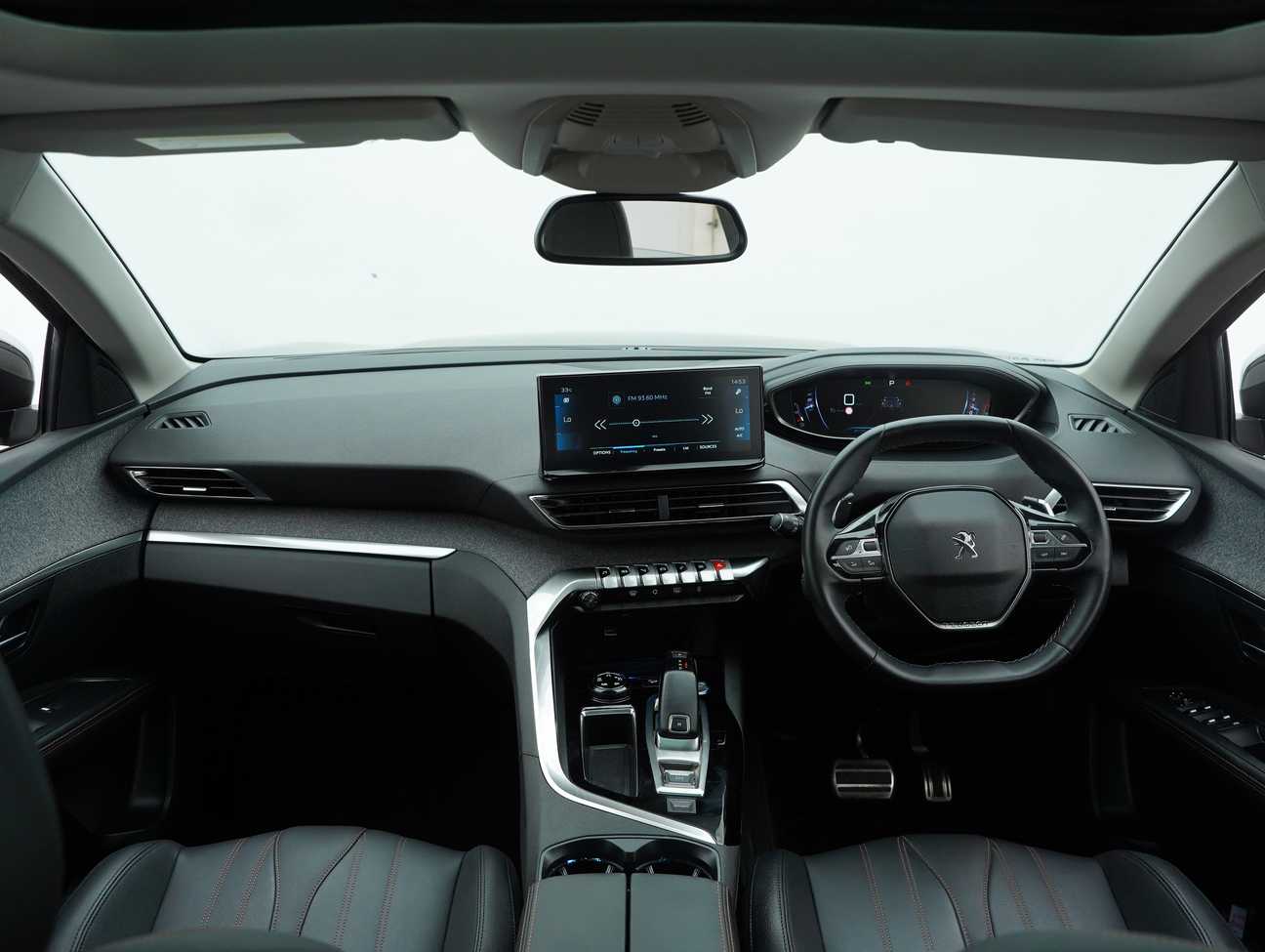 terpakai 2024 Peugeot 3008 THP Allure 1.6