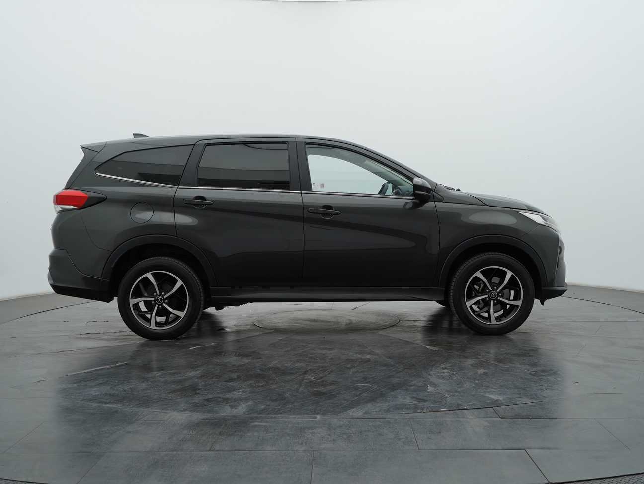used 2019 Perodua Aruz X 1.5