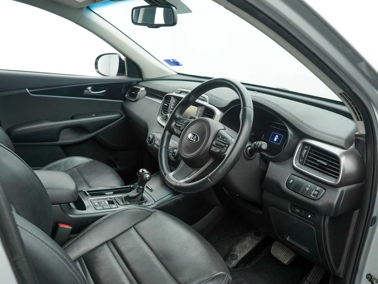 used 2018 Kia SORENTO UM 2.4